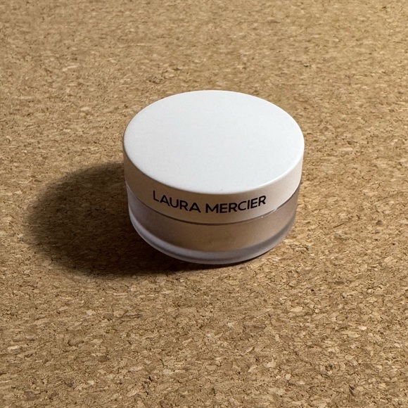 Laura Mercier Bundle - Picture 4 of 4